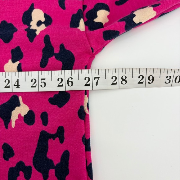 Crown Ivy Pink Leopard Print Long Sleeve Crew Neck Sweater Women's Size Large - Picture 5 of 6